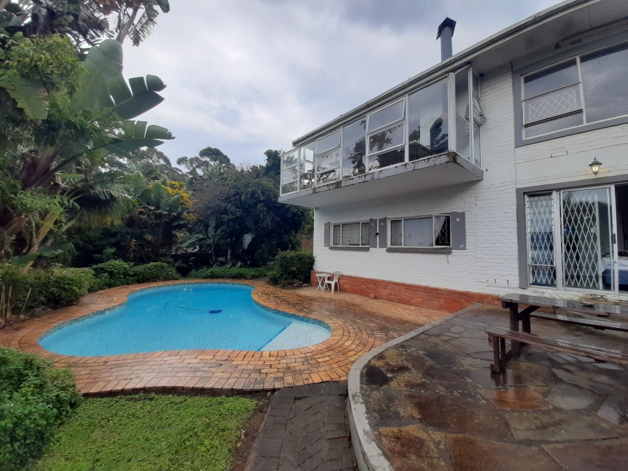 6 Bedroom Property for Sale in Abbotsford Eastern Cape